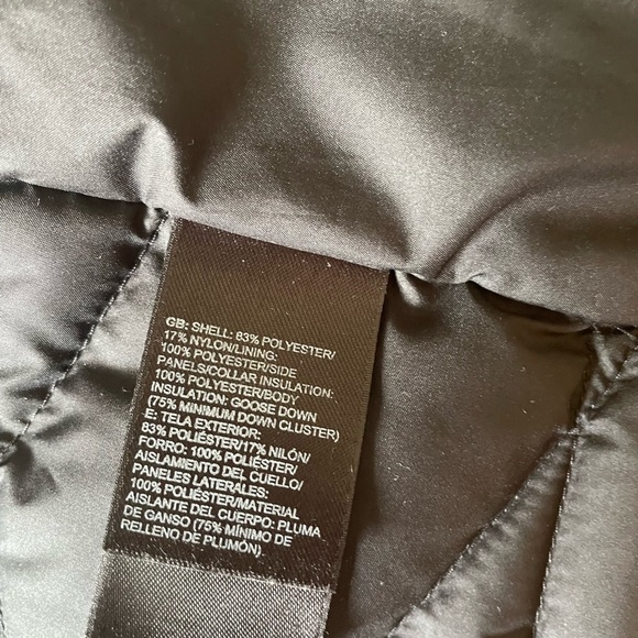 North Face 550 Women’s Puffer Jacket - Picture 4 of 5